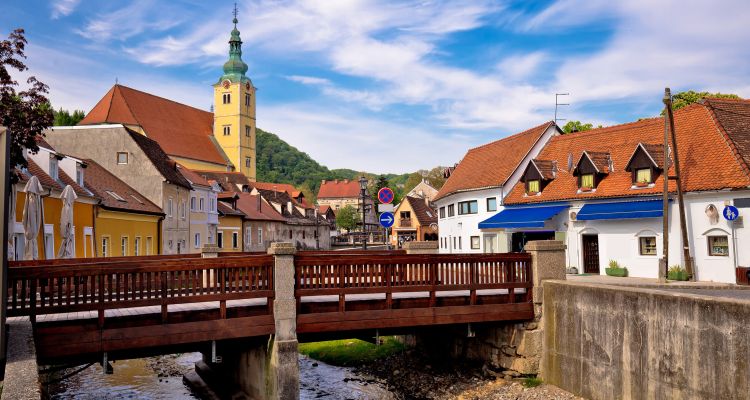 Samobor ist eine malerische Stadt mit französischen Flair und nur 20 Kilometer von Zagreb entfernt. Sie  und bezaubert Besucher und Ansässige mit ihrer Architektur.