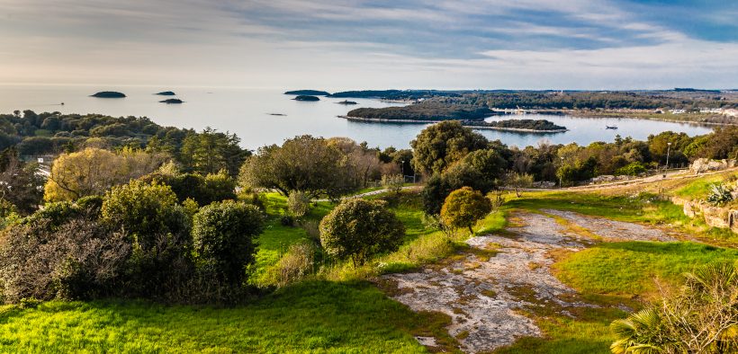 Landschaftsbild der Gegend um Vrsar in Istrien zum Beitrag Quellen von Funtana