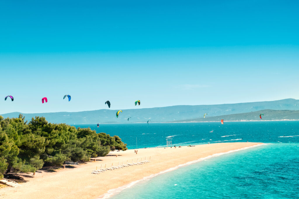 Surfen, Kitesurfen und Segeln in Kroatien