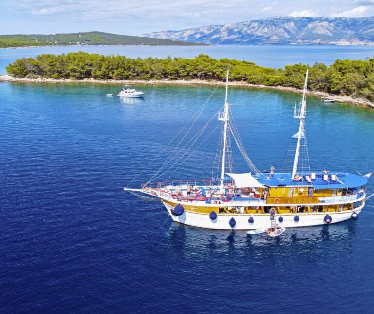 MS Otac Ivan, Holz-Schiff, I.D. Riva Tours