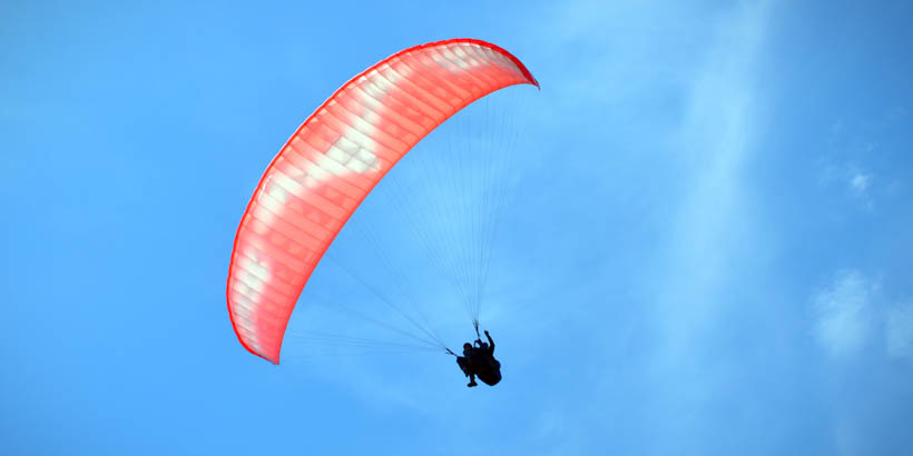 Paragleiter in Kroatien