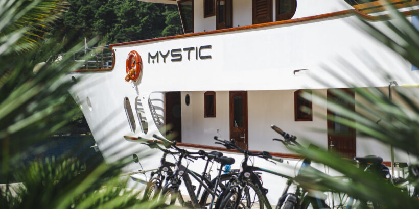MY Mystic, I.D. Riva Tours