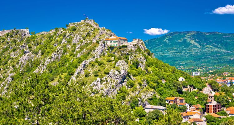 Knin-Text Aufmacher