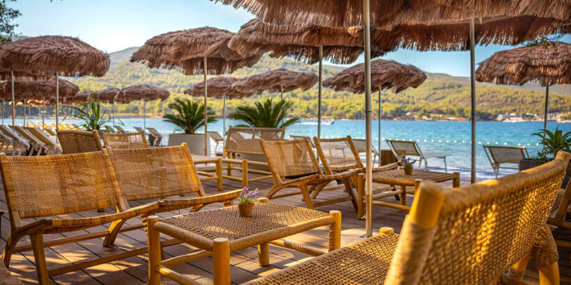 Objekti_Hvar_Amicor_V4_gallery_amicor-resort-beach-bar-view